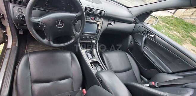 Mercedes C 180 2003, 275,000 km - 1.8 l - Bakı