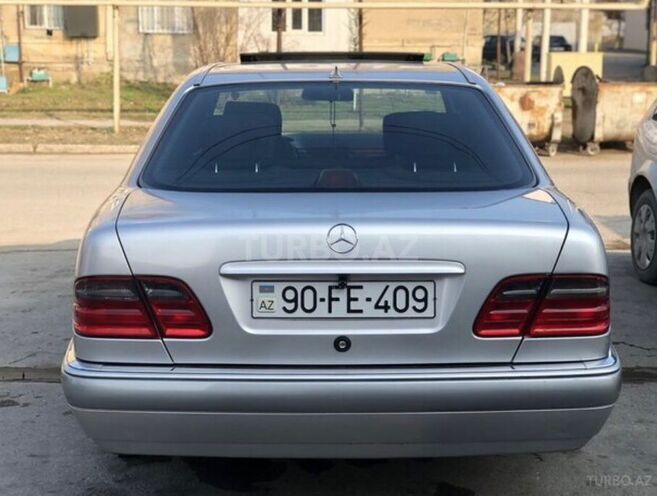 Mercedes E 230 1995, 245,000 km - 2.3 л - Sumqayıt