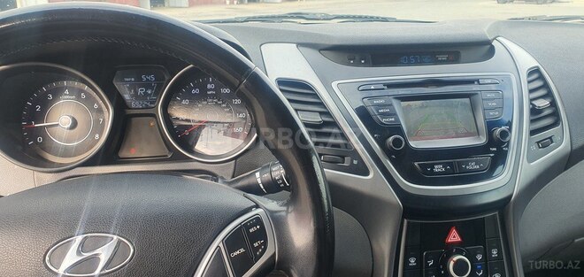 Hyundai Elantra 2014, 70,000 km - 1.8 l - Bakı