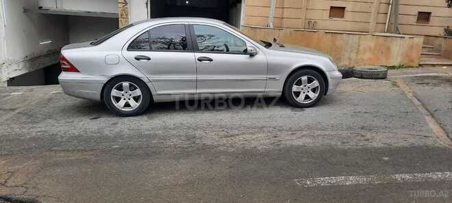 Mercedes C 200 2001, 300,000 km - 2.0 l - Bakı