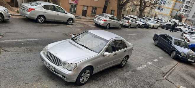 Mercedes C 200 2001, 300,000 km - 2.0 l - Bakı