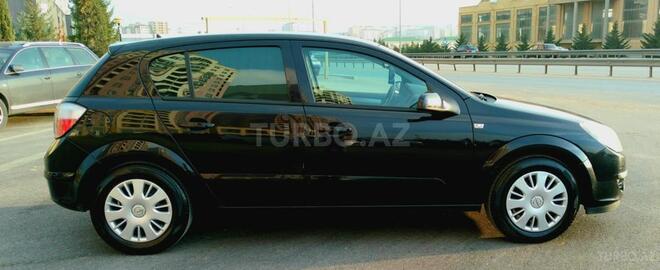 Opel Astra 2006, 200,000 km - 1.6 l - Bakı