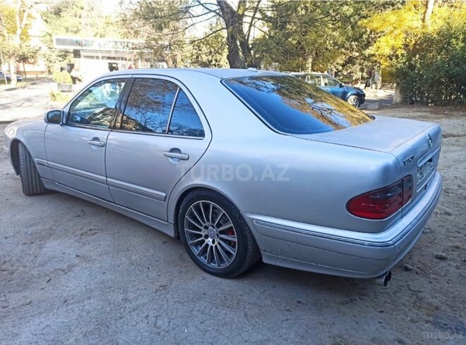 Mercedes E 320 2002, 21,600 km - 3.2 l - Ağcabədi