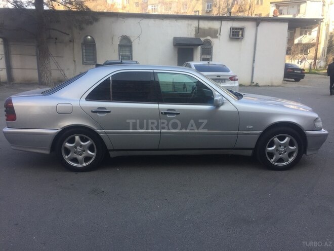 Mercedes C 230 1996, 340,000 km - 2.3 l - Bakı