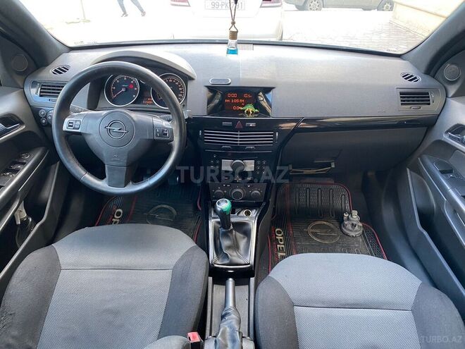 Opel Astra 2006, 150,000 km - 1.9 l - Bakı