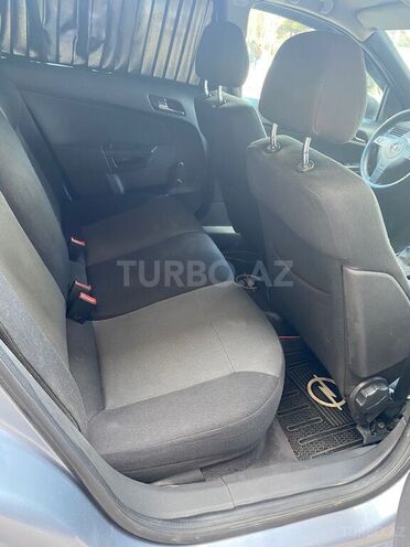 Opel Astra 2006, 150,000 km - 1.9 l - Bakı