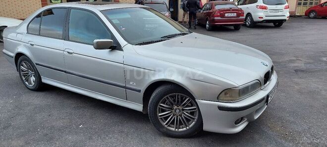 BMW 528 1997, 135,000 km - 2.8 l - Bakı