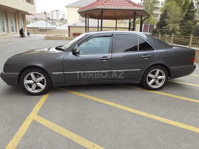 Mercedes E 200 1999, 379,871 km - 2.0 l - Bakı