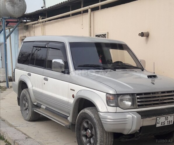 Mitsubishi Pajero 1995, 400,000 km - 2.8 l - Bakı