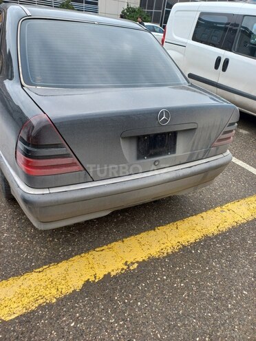 Mercedes C 230 1998, 75,000 km - 2.3 л - Bakı