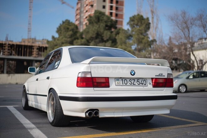 BMW 525 1989, 445,000 km - 2.5 l - Bakı