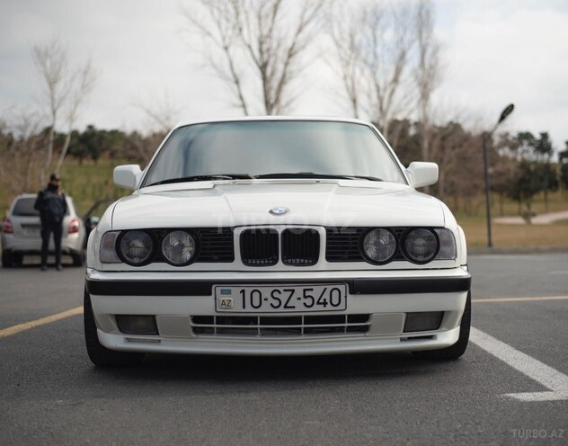 BMW 525 1989, 445,000 km - 2.5 l - Bakı