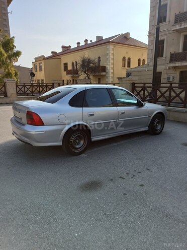 Opel Vectra 1999, 340,000 km - 1.8 l - Bakı