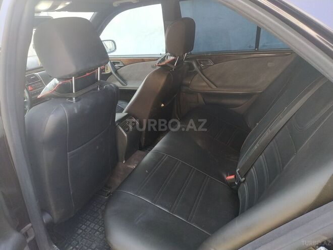 Mercedes E 280 1999, 380,000 km - 2.8 l - Kürdəmir