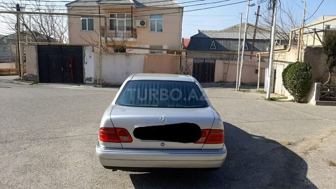 Mercedes E 200 1998, 350,000 km - 2.0 l - Bakı