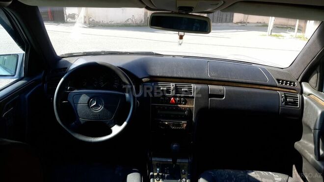 Mercedes E 200 1998, 350,000 km - 2.0 l - Bakı