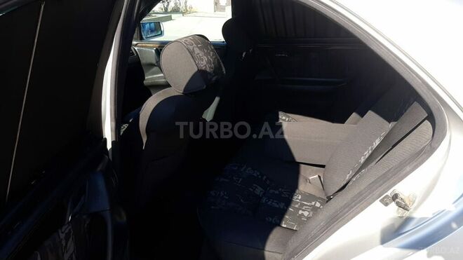 Mercedes E 200 1998, 350,000 km - 2.0 l - Bakı
