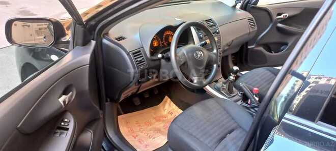Toyota Corolla 2009, 172,000 km - 1.4 l - Bakı