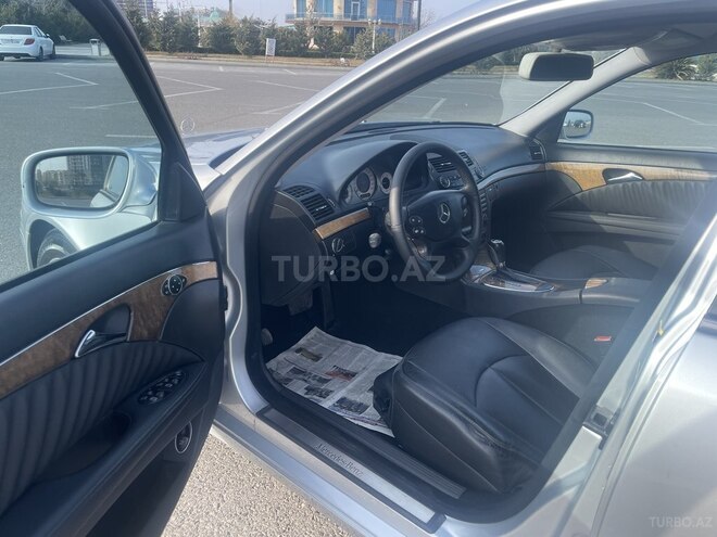Mercedes E 220 2008, 229,000 km - 2.2 л - Bakı