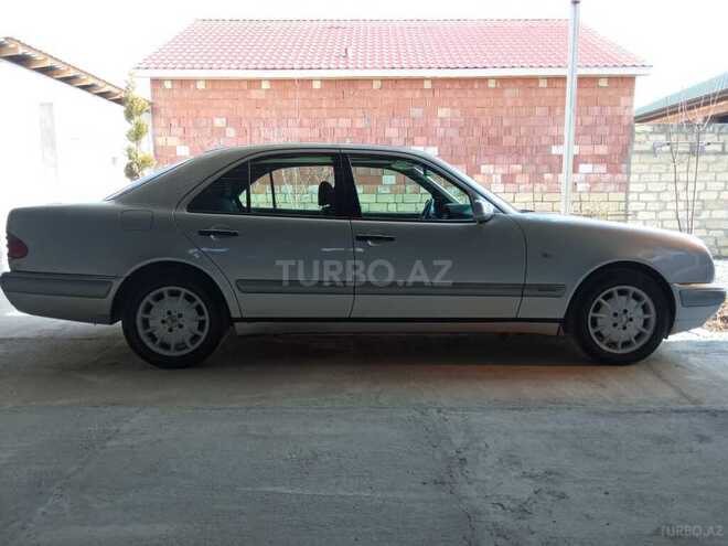 Mercedes E 240 1997, 301,000 km - 2.4 l - İsmayıllı