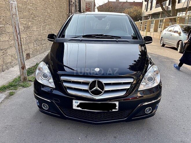 Mercedes B 170 2010, 91,000 km - 1.7 l - Bakı