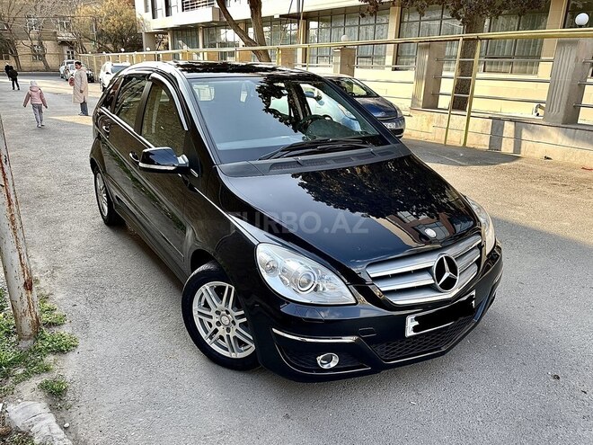 Mercedes B 170 2010, 91,000 km - 1.7 l - Bakı