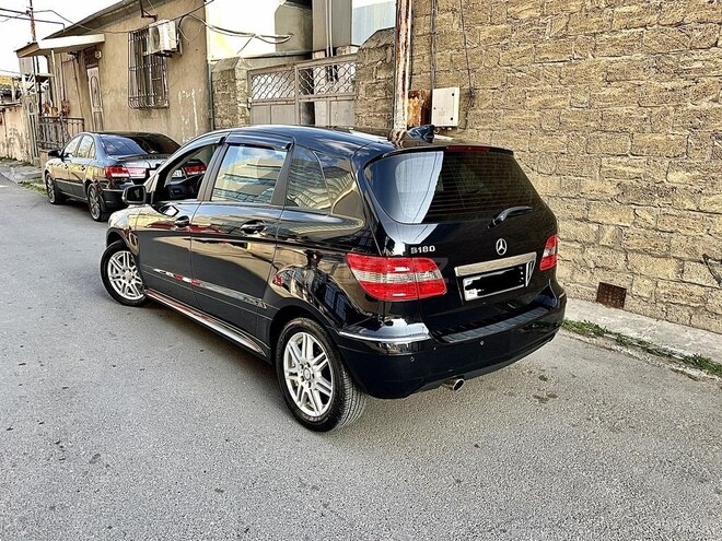 Mercedes B 170 2010, 91,000 km - 1.7 l - Bakı