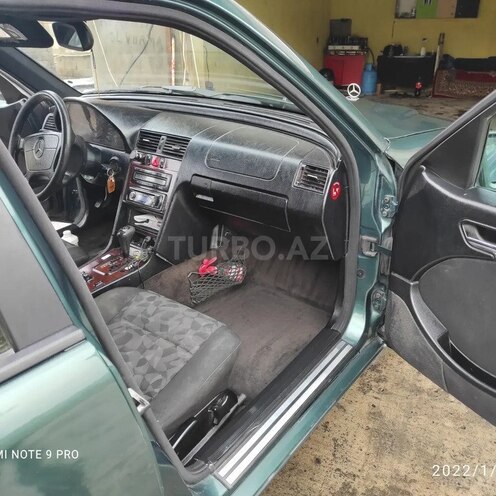 Mercedes C 220 1999, 520,000 km - 2.2 л - İmişli