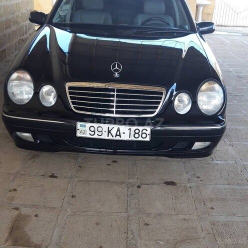 Mercedes E 240 2000, 135,000 km - 2.6 l - Bakı