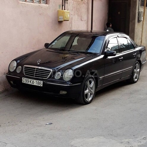 Mercedes E 240 2000, 135,000 km - 2.6 l - Bakı