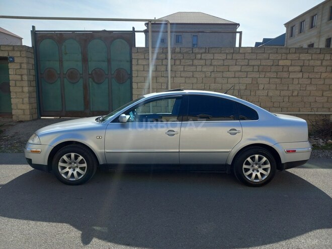 Volkswagen Passat 2003, 312,000 km - 1.8 l - Sumqayıt