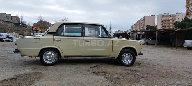 LADA (VAZ) 21011 1979, 258,000 km - 1.6 л - Bakı