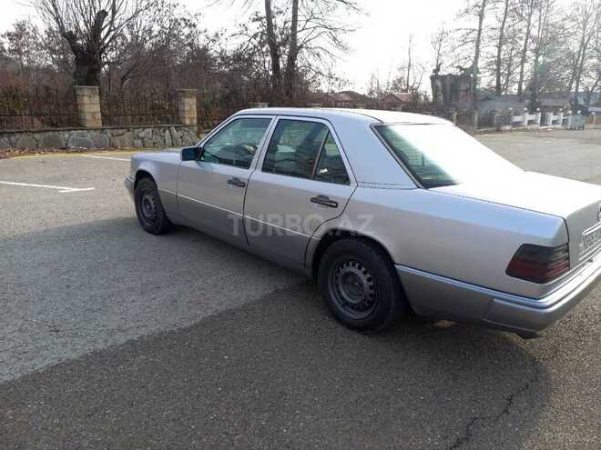 Mercedes E 300 1994, 713,948 km - 3.0 л - Qəbələ