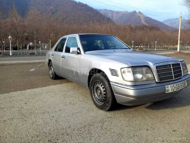 Mercedes E 300 1994, 713,948 km - 3.0 л - Qəbələ