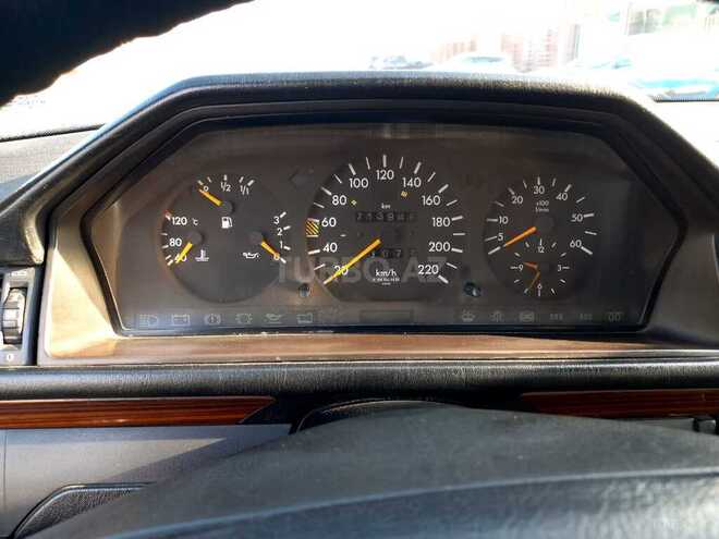 Mercedes E 300 1994, 713,948 km - 3.0 л - Qəbələ