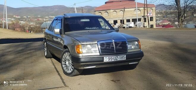 Mercedes E 260 1991, 420,000 km - 2.6 l - Gədəbəy