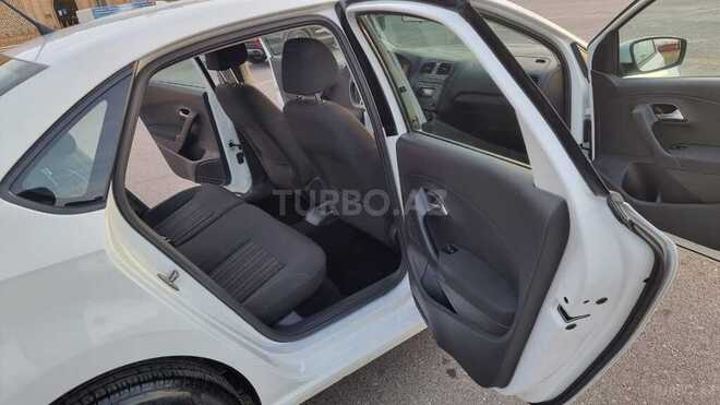 Volkswagen Polo 2018, 83,241 km - 1.6 l - Bakı