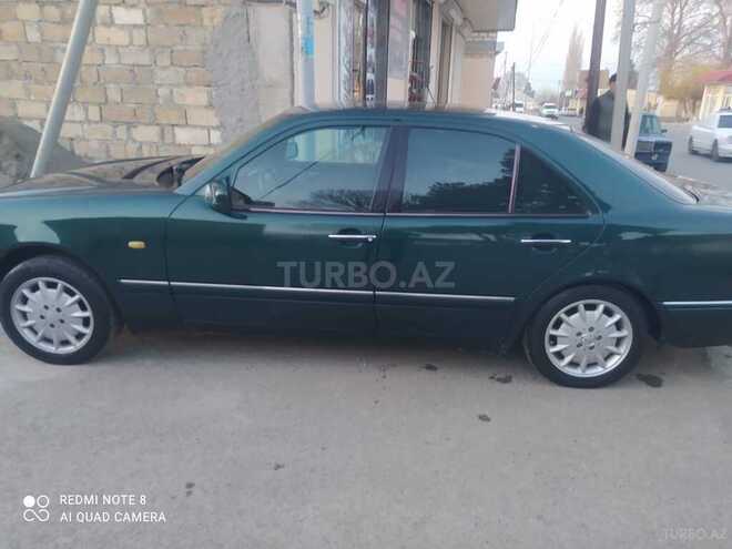 Mercedes E 240 1998, 320,000 km - 2.4 l - Bakı