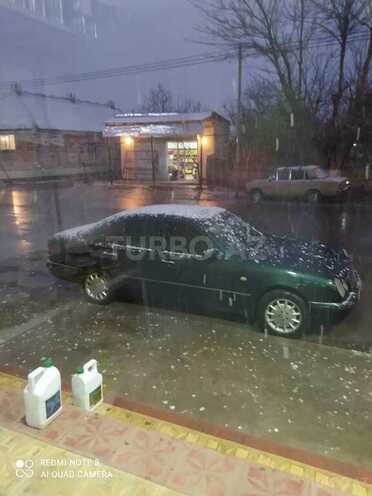 Mercedes E 240 1998, 320,000 km - 2.4 l - Bakı