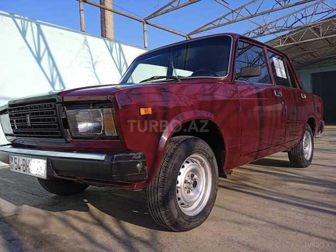 LADA (VAZ) 2107 2004, 275,000 km - 1.6 l - Sabirabad