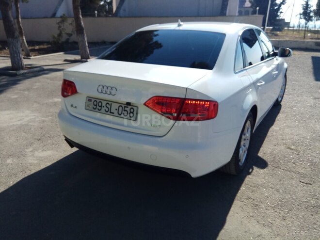 Audi A4 2011, 179,000 km - 1.8 л - Gəncə