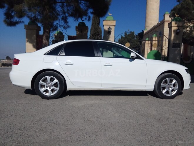 Audi A4 2011, 179,000 km - 1.8 л - Gəncə