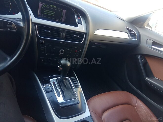 Audi A4 2011, 179,000 km - 1.8 л - Gəncə