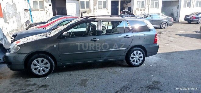 Toyota Corolla 2005, 256,000 km - 1.4 л - Bakı