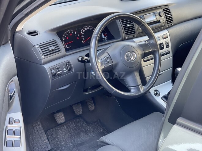 Toyota Corolla 2005, 250,000 km - 1.4 l - Bakı