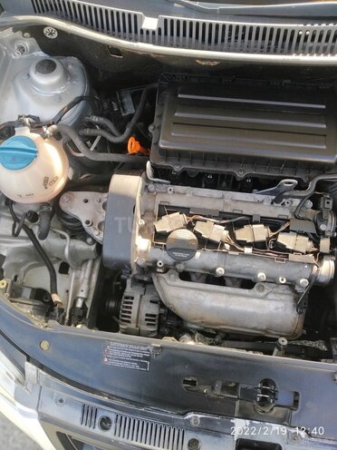 Volkswagen Polo 2008, 250,000 km - 1.4 л - Bakı