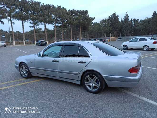 Mercedes E 230 1996, 289,000 km - 2.3 l - Sumqayıt
