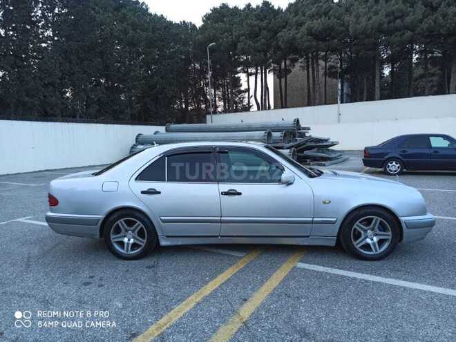 Mercedes E 230 1996, 289,000 km - 2.3 l - Sumqayıt
