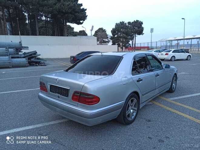 Mercedes E 230 1996, 289,000 km - 2.3 l - Sumqayıt