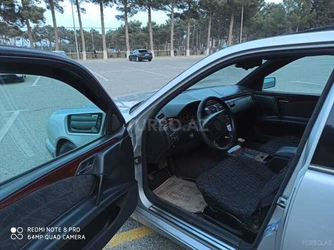 Mercedes E 230 1996, 289,000 km - 2.3 l - Sumqayıt